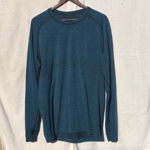 Lululemon long sleeved athletic shirt